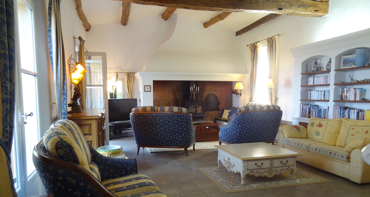 The spacious lounge at Villa Clara.
